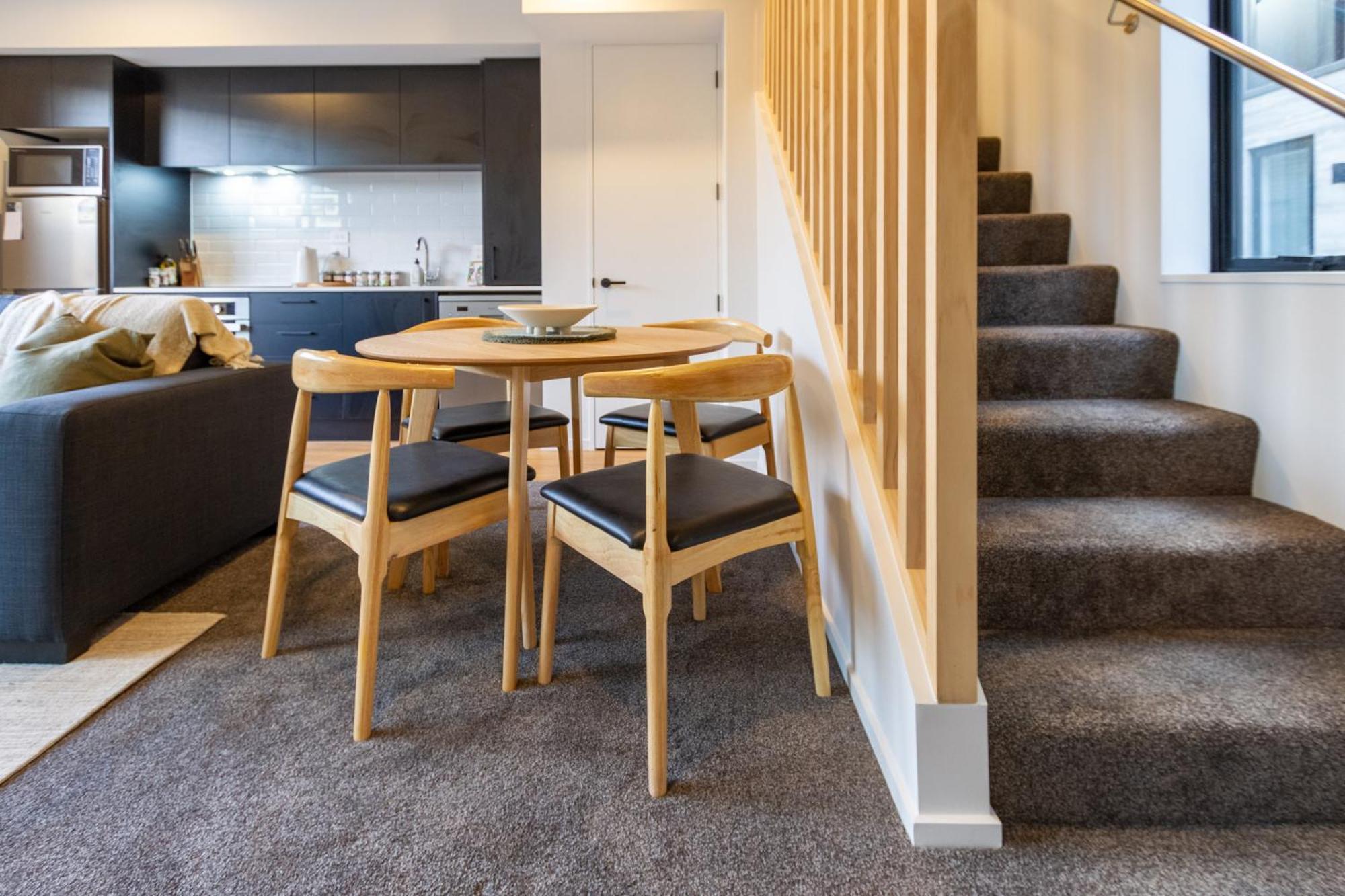 2 Bed, 2 Bath W Sofa Bed - Great Cafes Nearby Apartment Christchurch Exterior photo
